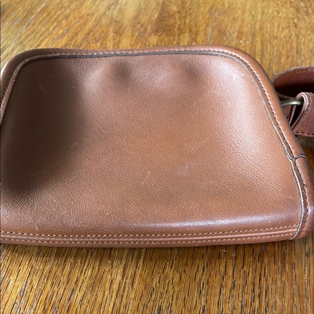 Vintage Coach Abbie 9017 Brown Leather Crossbody Bag - Picture 6 of 7